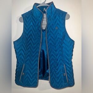 Ariat vest